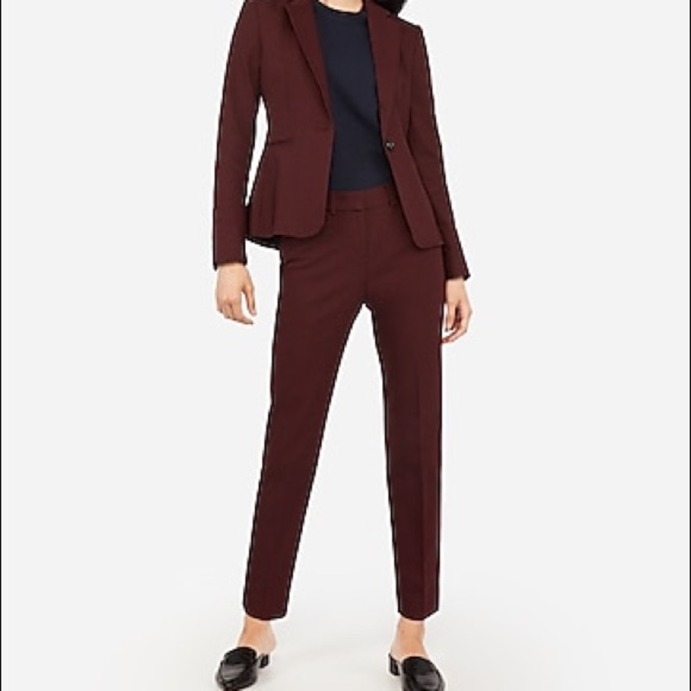 Express columnist slim, stretch one button suite